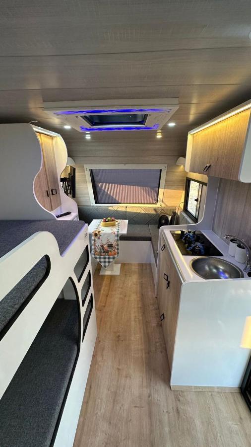 Kamp alanı Karavan Tosbik